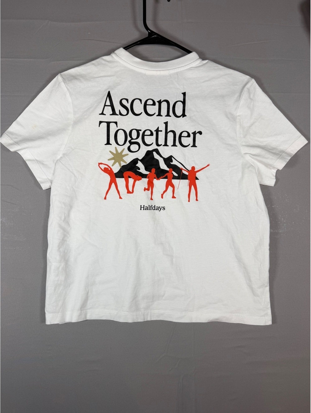 Halfdays Ascend Together Graphic T-shirt Size Small